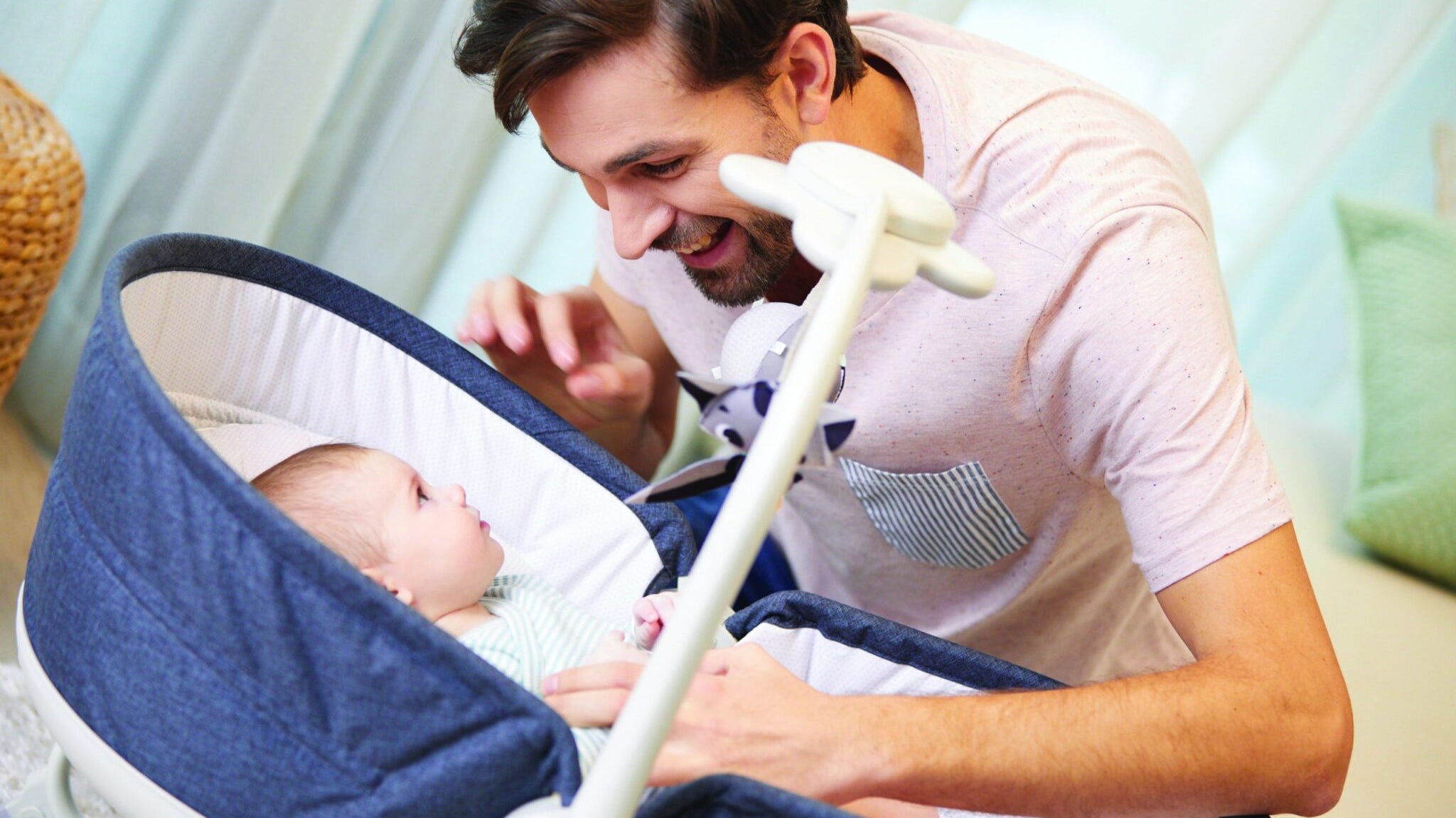 Eye Contact in Babies: Expert Advice