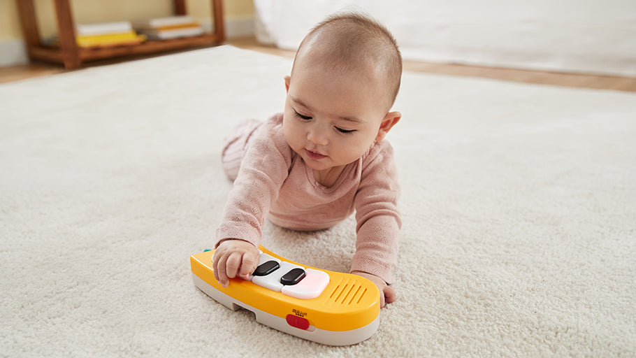 5-in-1 Here I Grow Stationary Activity Center