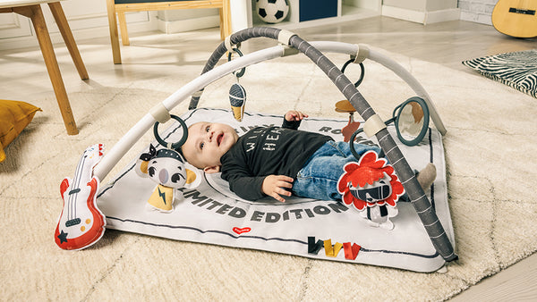 0-3+ months: STIMULATES THE SENSES