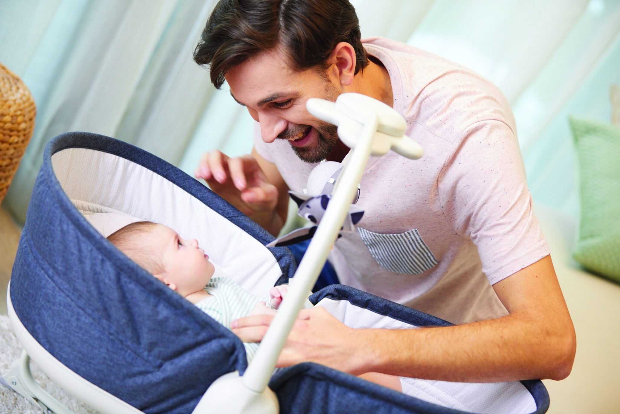 Eye Contact in Babies: Expert Advice