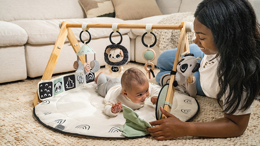 Black & White Décor Luxe Developmental Gymini – Tiny Love